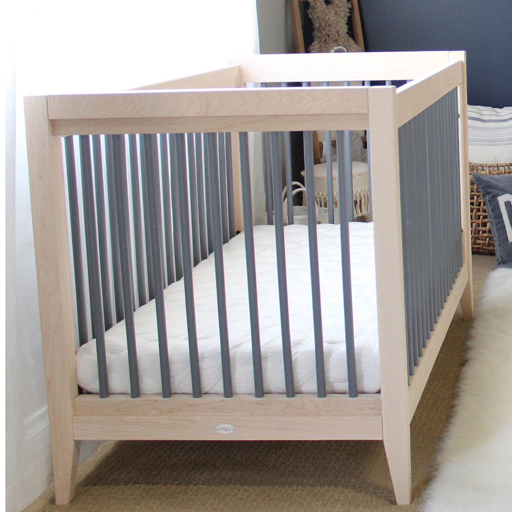 Devon Crib in Maple