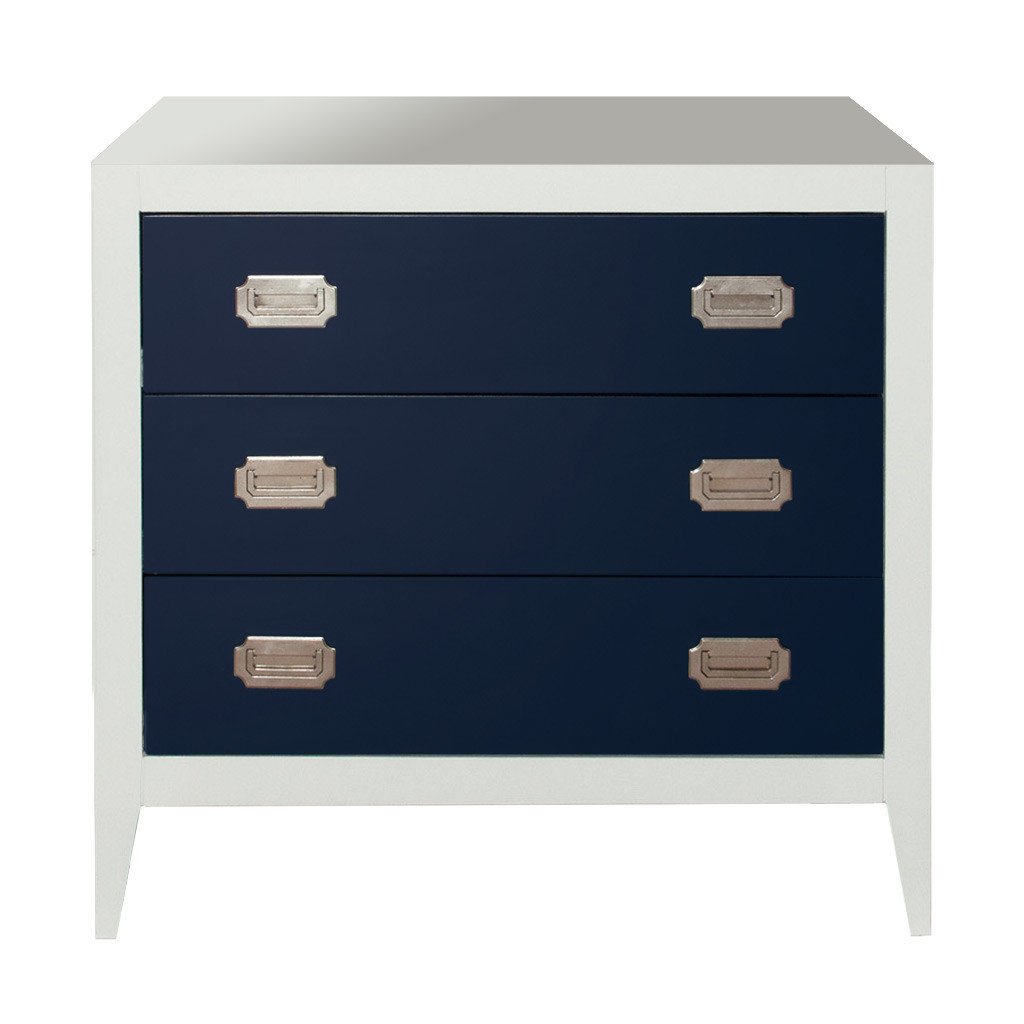 The Devon Changer is inspired by the clean lines and superior craftsmanship of traditional Shaker-style furniture. This simplicity translates easily to both modern and traditional interiors. This changer is available in a wide variety of standard color options. An accent color is included with the Devon Changer. The accent color applies to the drawers. A unique changing tray is available for this changer. All Newport Cottages products are made in the USA.