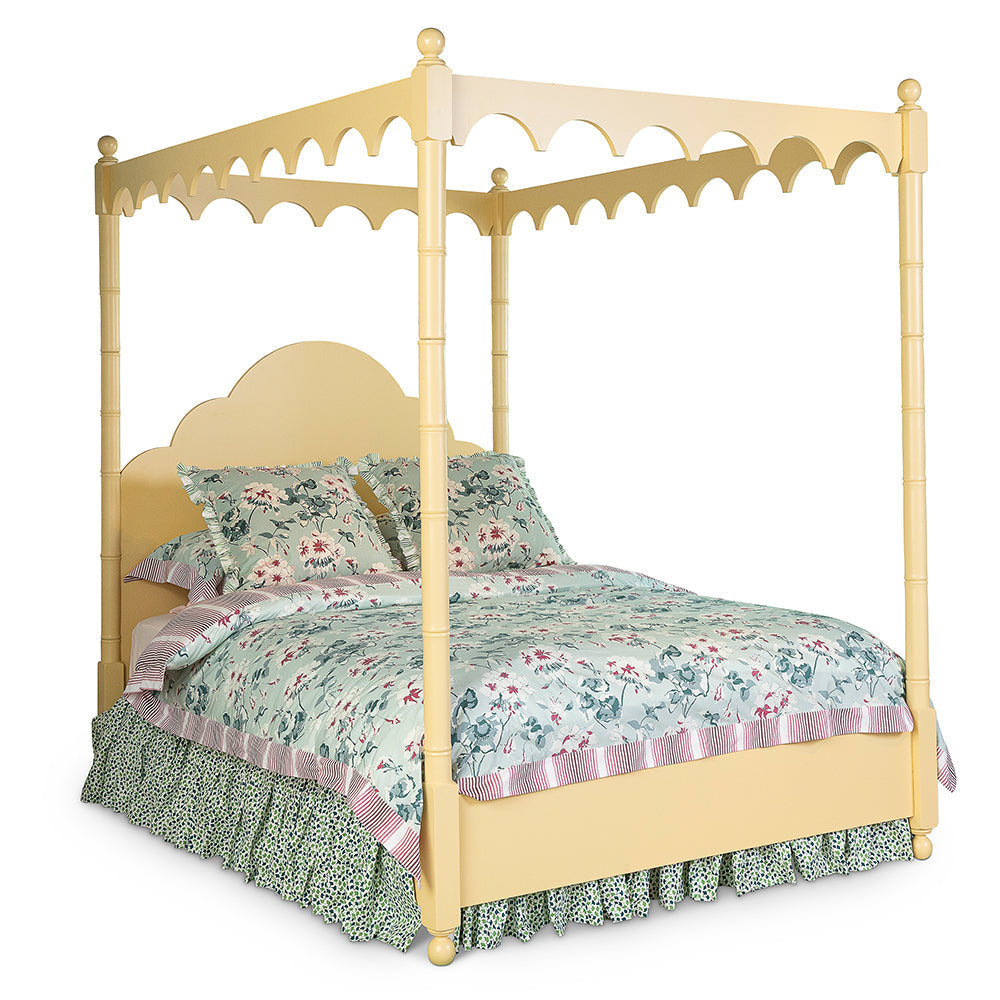 Strawberry Hill Canopy Bed